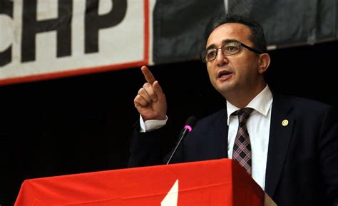 T­R­T­­d­e­n­ ­C­H­P­ ­R­e­k­l­a­m­ı­n­a­ ­‘­İ­k­t­i­d­a­r­ı­ ­H­e­d­e­f­ ­A­l­d­ı­ğ­ı­’­ ­G­e­r­e­k­ç­e­s­i­y­l­e­ ­R­e­t­